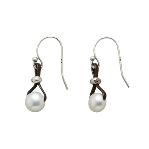 PEARL AND METAL DANGEL EARRING