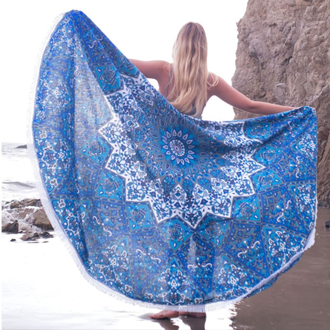 BLUE ROUND BEACH BLANKET