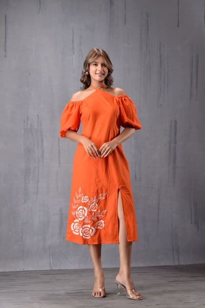 Drop Soulder Embroderd Slit Dress