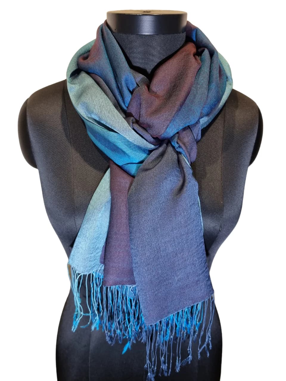 CASHMERE AND SILK SCARVES IN WARM AND COLD COLORS