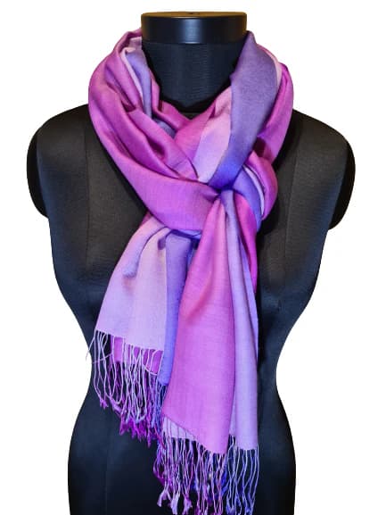 LOVELY CASHMERE AND SILK SCARF IN BRIGHT COLORS