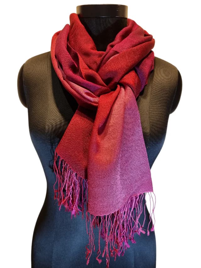 CASHMERE AND MULBERRY SILK SCARF IN PINK, PURPLE AND DARK RED COLORS