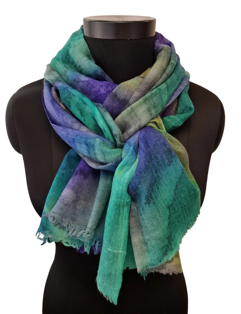 LIGHT AND COMFORTABLE GREEN, PURPLE, YELLOW AND GRAY WOOLEN SCARF