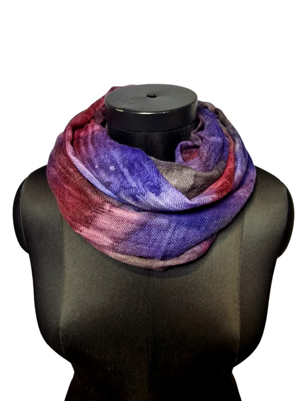 MYSTERIOUS WOOL SCARF