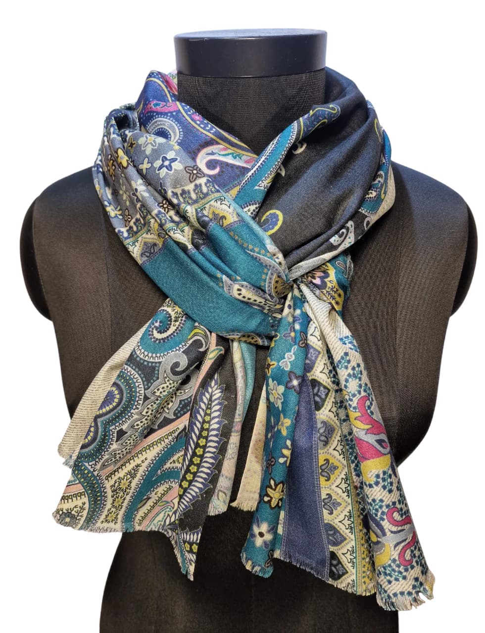 CRACKED SILK SCARF IN COLD COLORS