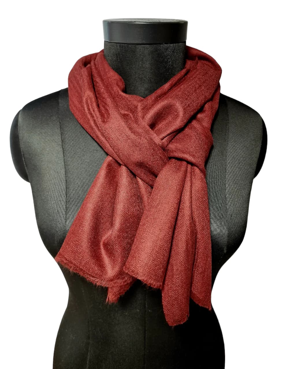 COLD-WHITE CASHMERE SCARF
