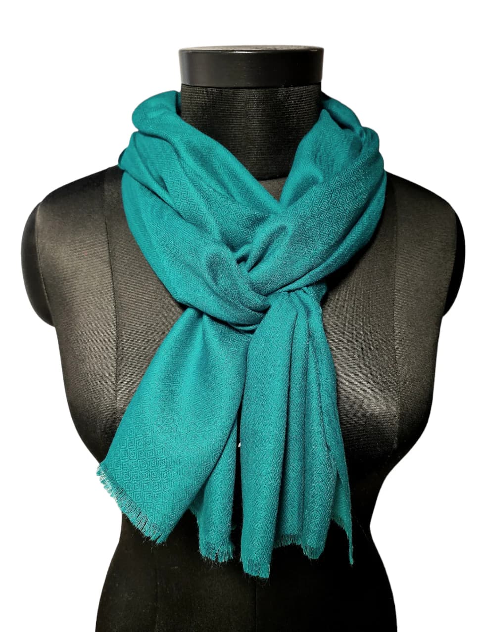 COLD-WHITE CASHMERE SCARF