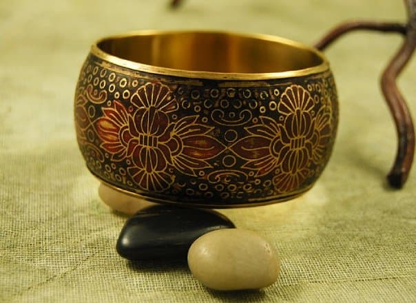 METALIC BANGLE BRACELET BROWN