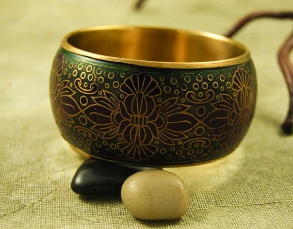 METALIC BANGLE BRACELET BROWN