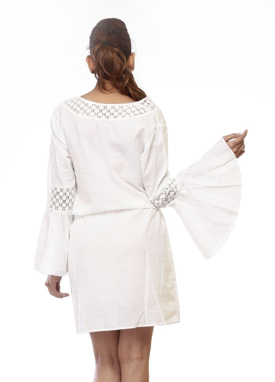 V neck short length dress.