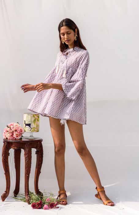 Short Sleeves Dress with Tie Knots At Neck.