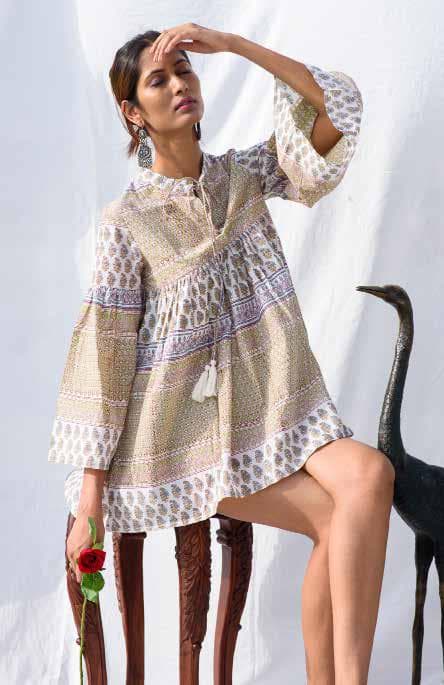 Short Sleeves Dress with Tie Knots At Neck.