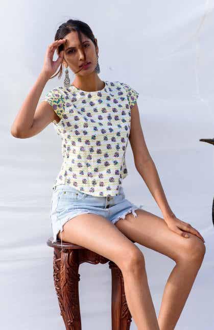 Cap Sleeves Prints Co-ordinated Short Top.