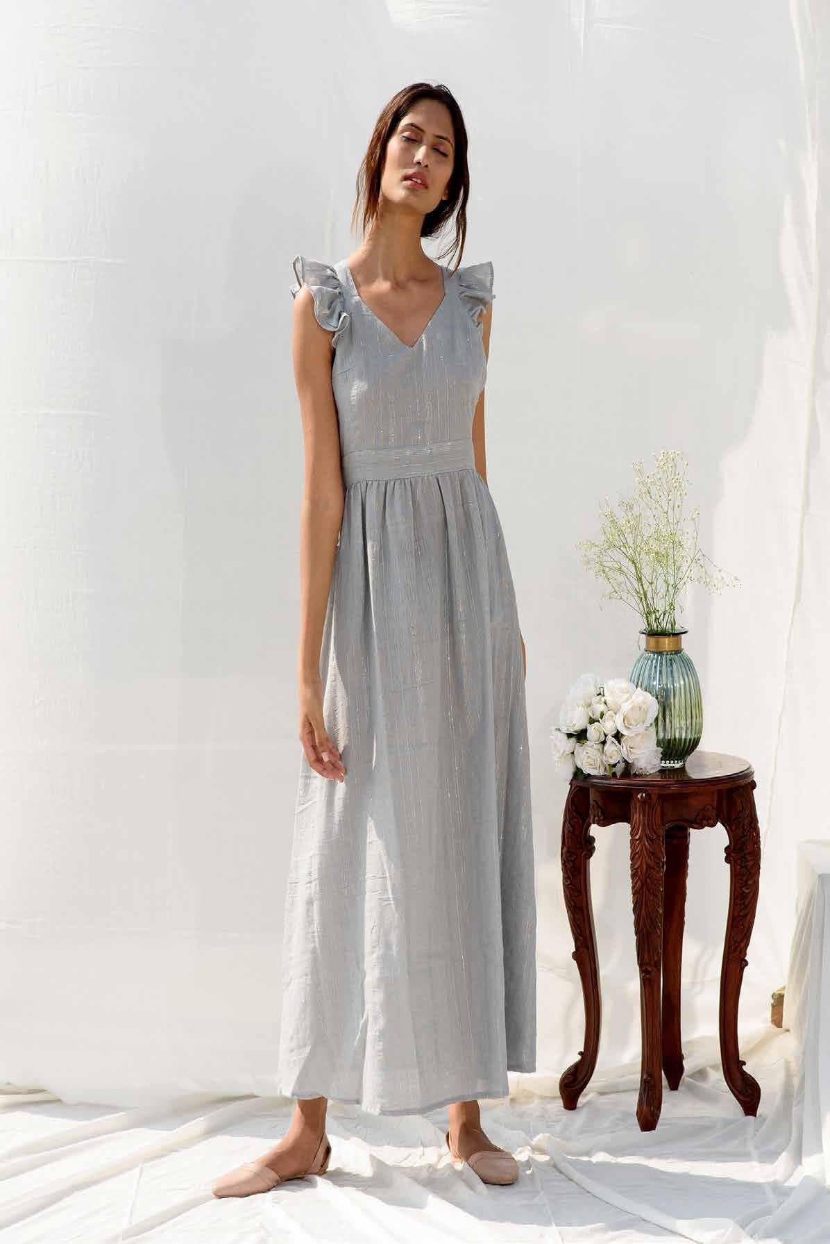 RUFFLED CAP SLEEVELESS LONG ELEGANT DRESS.