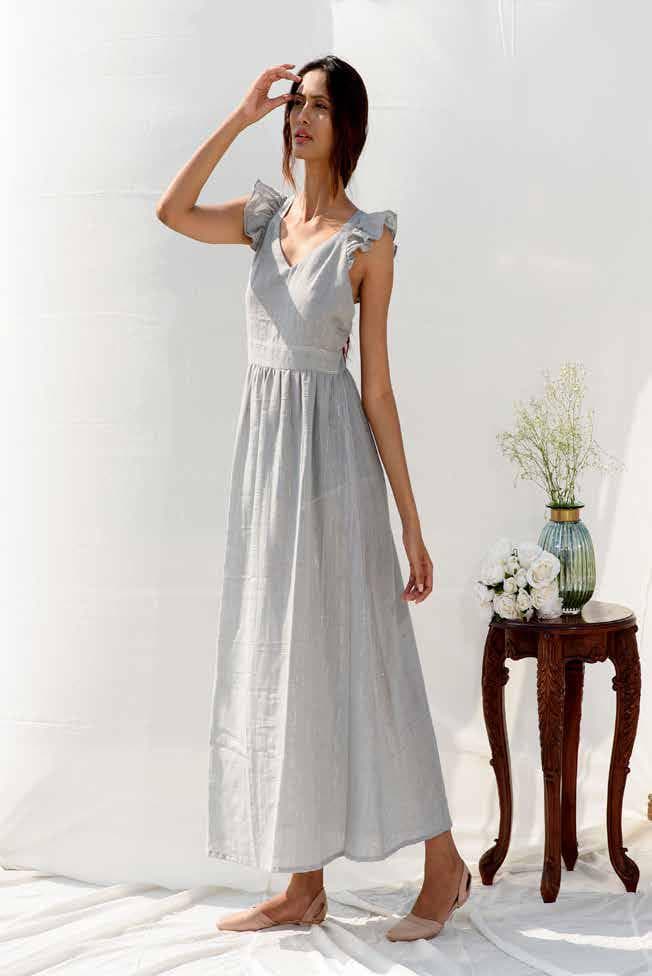 RUFFLED CAP SLEEVELESS LONG ELEGANT DRESS.