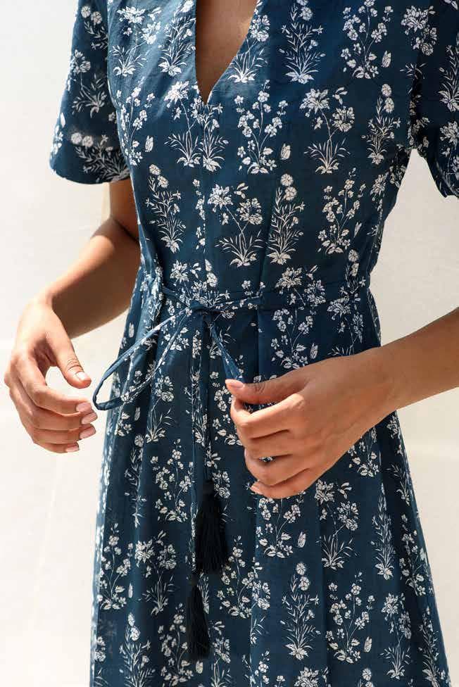 SHORT SLEEVES PRINTED DRESS.