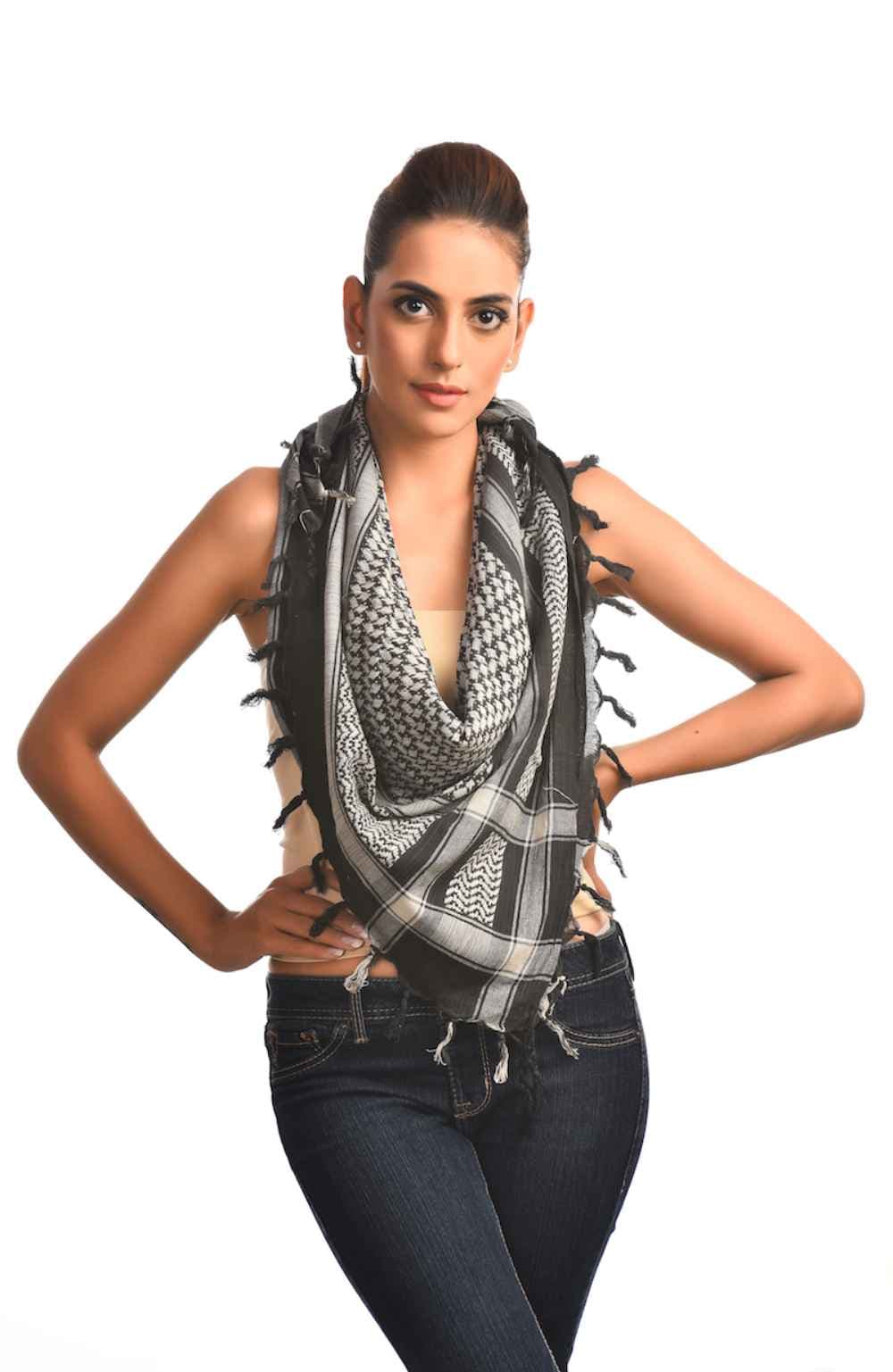 ZIG ZAG WITH CHECK PRINT SCARF