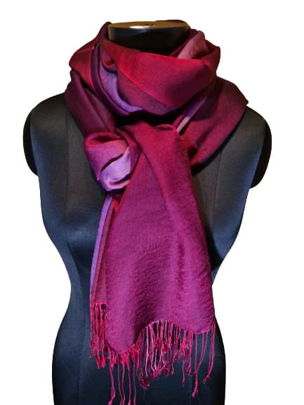 COLORFUL CASHMERE AND SILK SCARVES