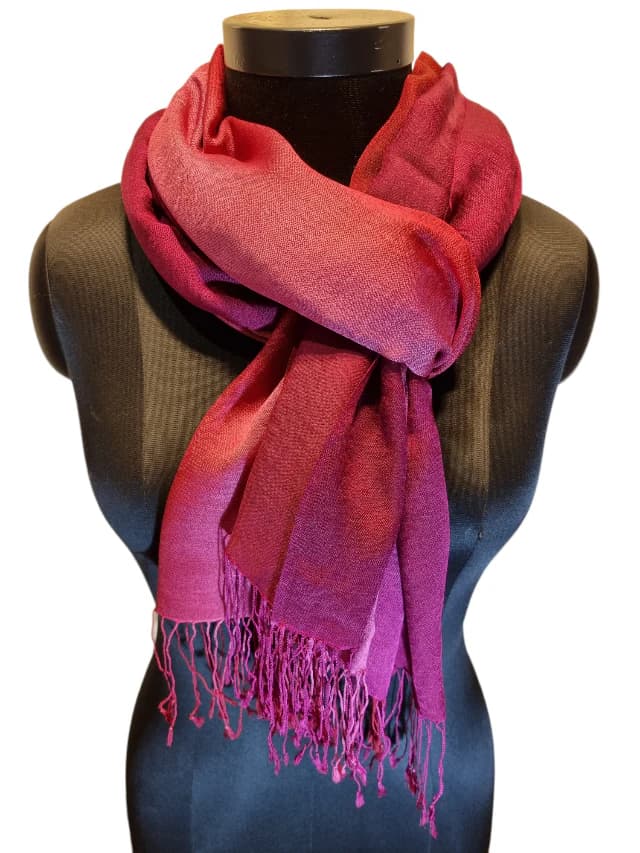 CASHMERE AND MULBERRY SILK SCARF IN PINK, PURPLE AND DARK RED COLORS