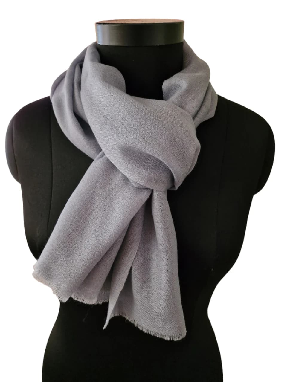 NARROW, LIGHT BLUE-GRAY SCARF IN CASHMERE WOOL