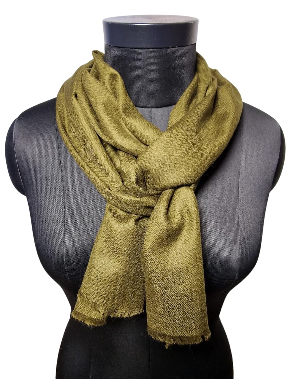 COLD-WHITE CASHMERE SCARF