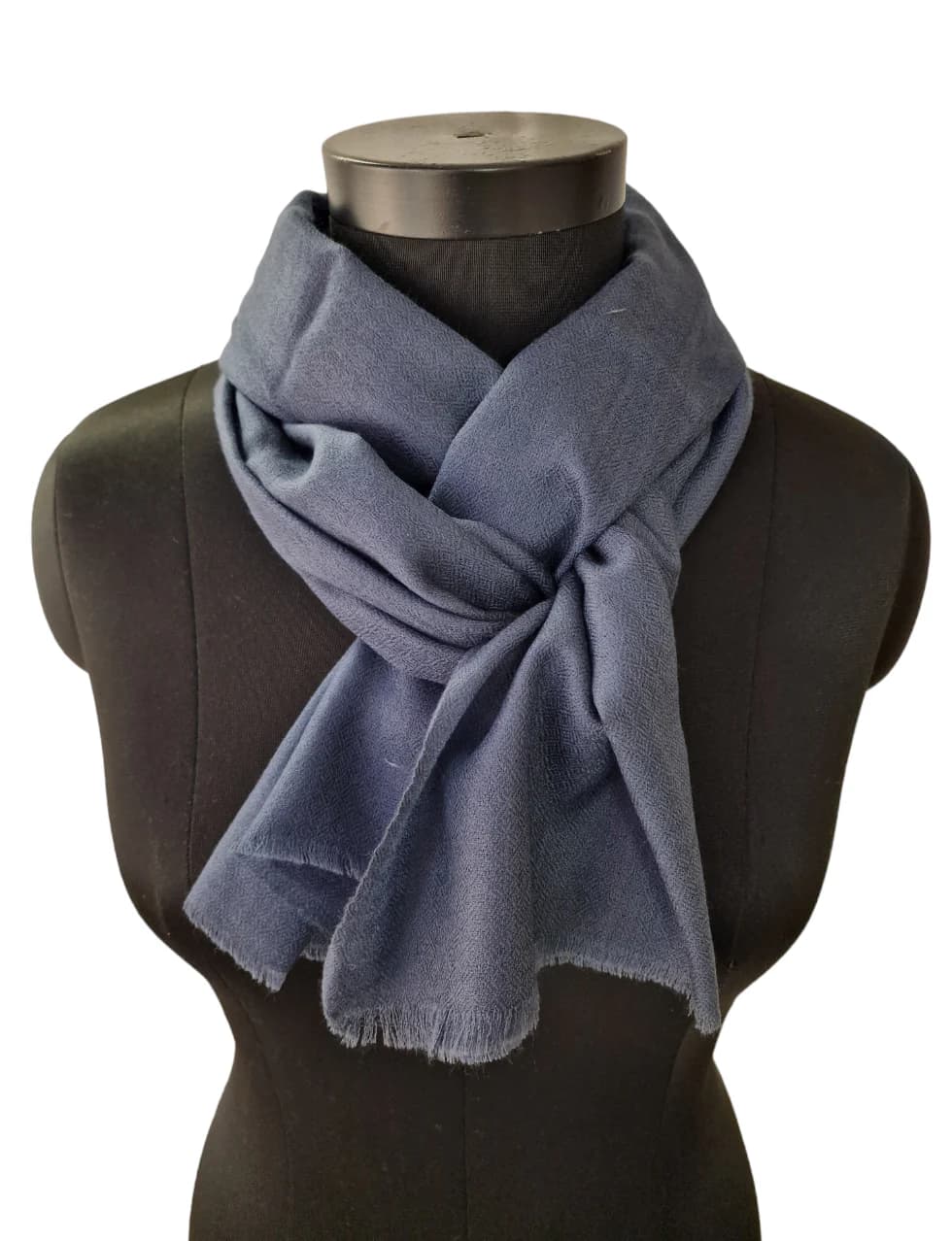 COLD-WHITE CASHMERE SCARF