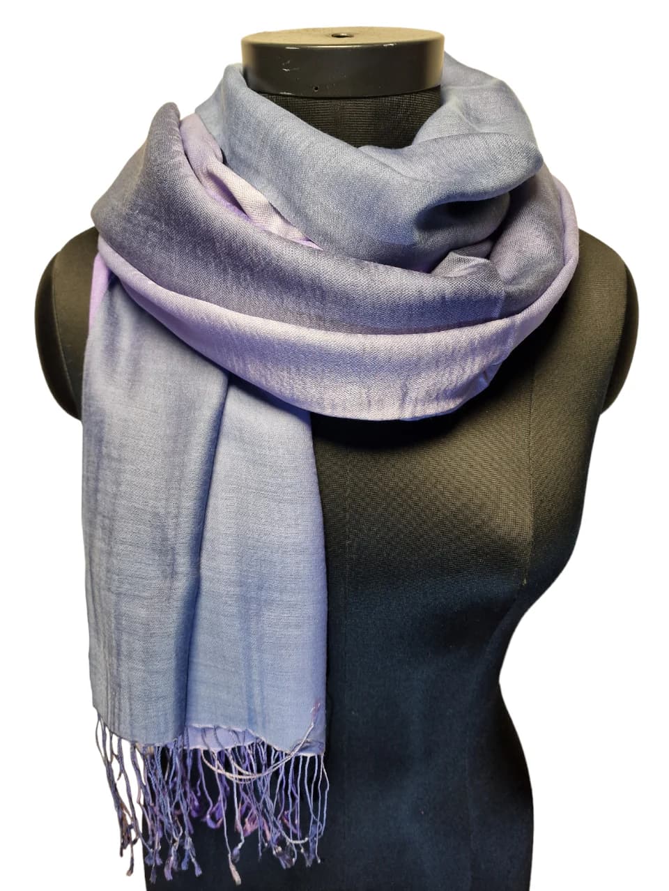 DELICATE SCARF IN SILK AND CASHMERE