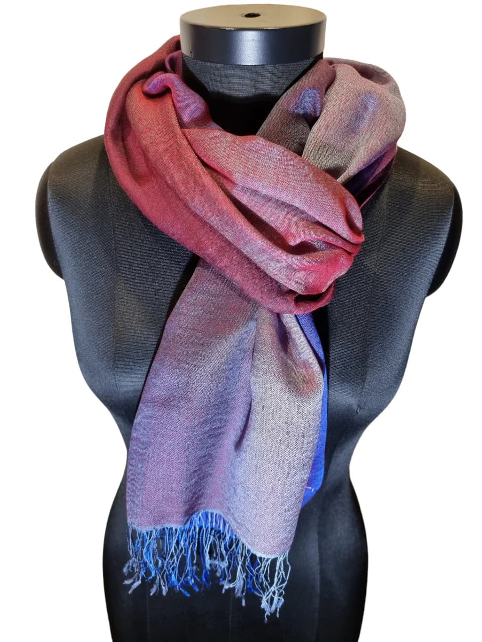 EXQUISITE SHAWL IN SILK AND CASHMERE