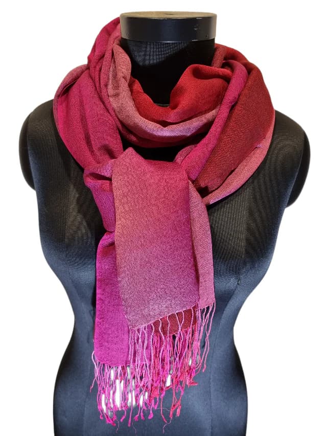 CASHMERE AND SILK SCARVES IN HAPPY COLORS