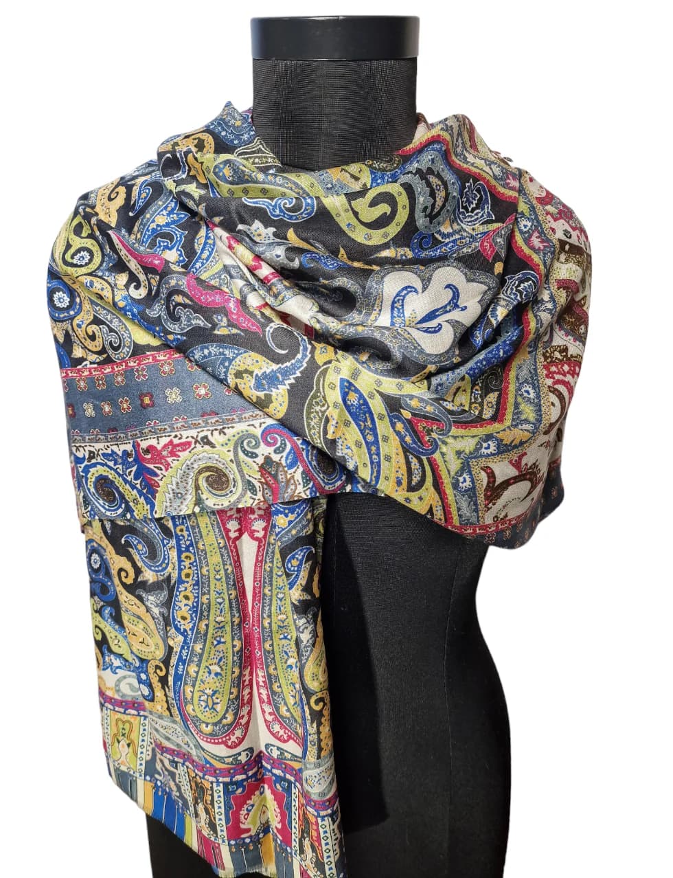 TOUGH AND COLORFUL SILK SCARF