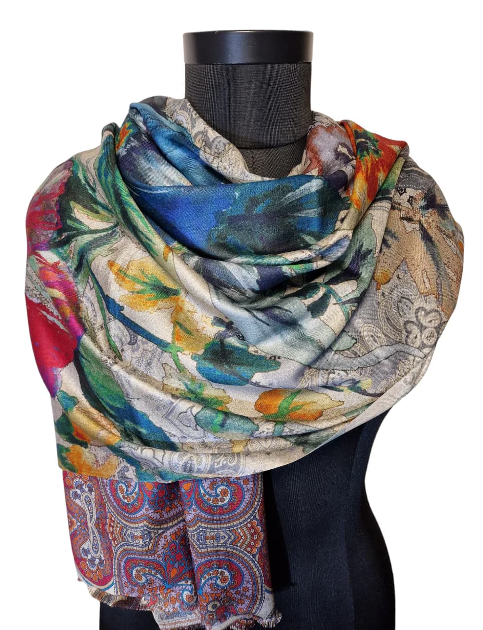 ARTISTIC SILK SCARF IN BEAUTIFUL COLORS