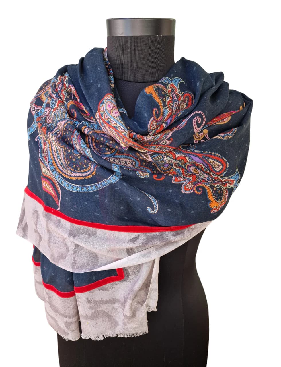 LARGE SUMMER SHAWL IN SILK AND COTTON WITH A CLASSIC CASHMERE PATTERN