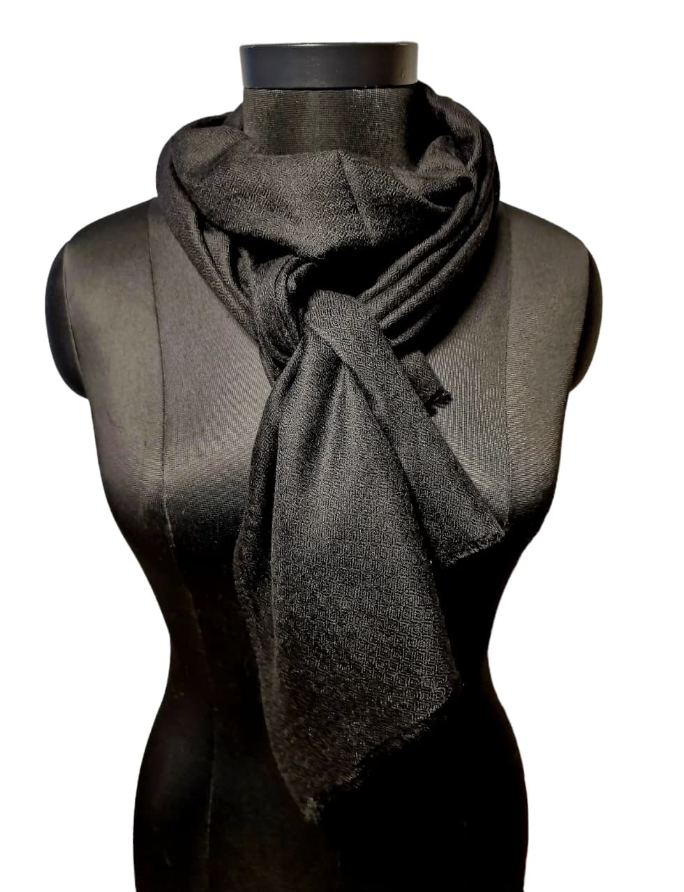 NARROW BLACK SCARF IN CASHMERE