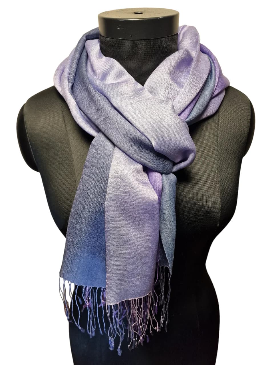 DELICATE SCARF IN SILK AND CASHMERE