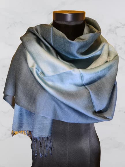 COOL CASHMERE/SILK SCARF IN SOFT COLORS