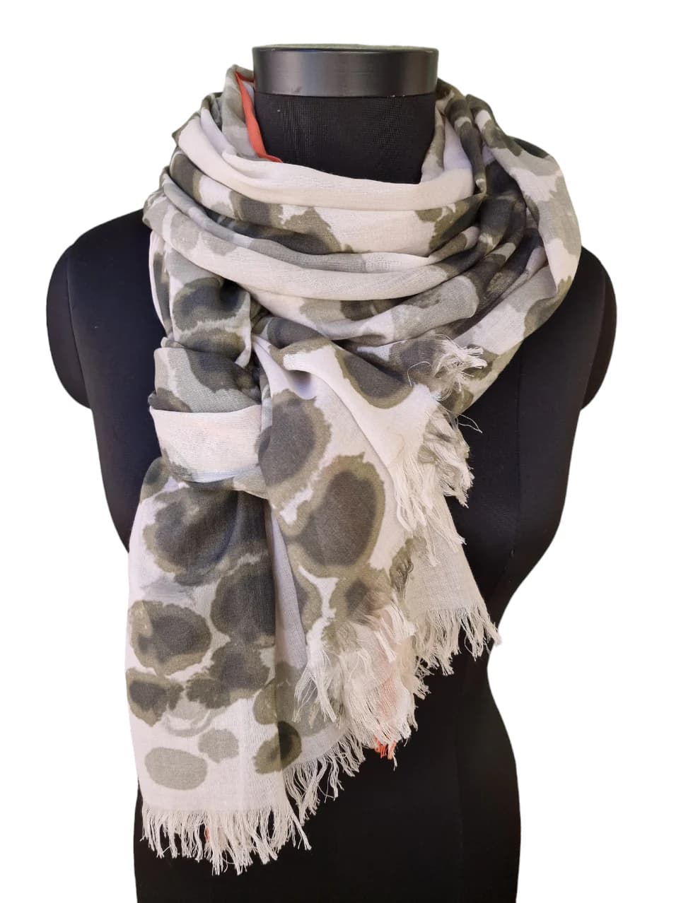 EXCITING COTTON AND SILK SCARVES