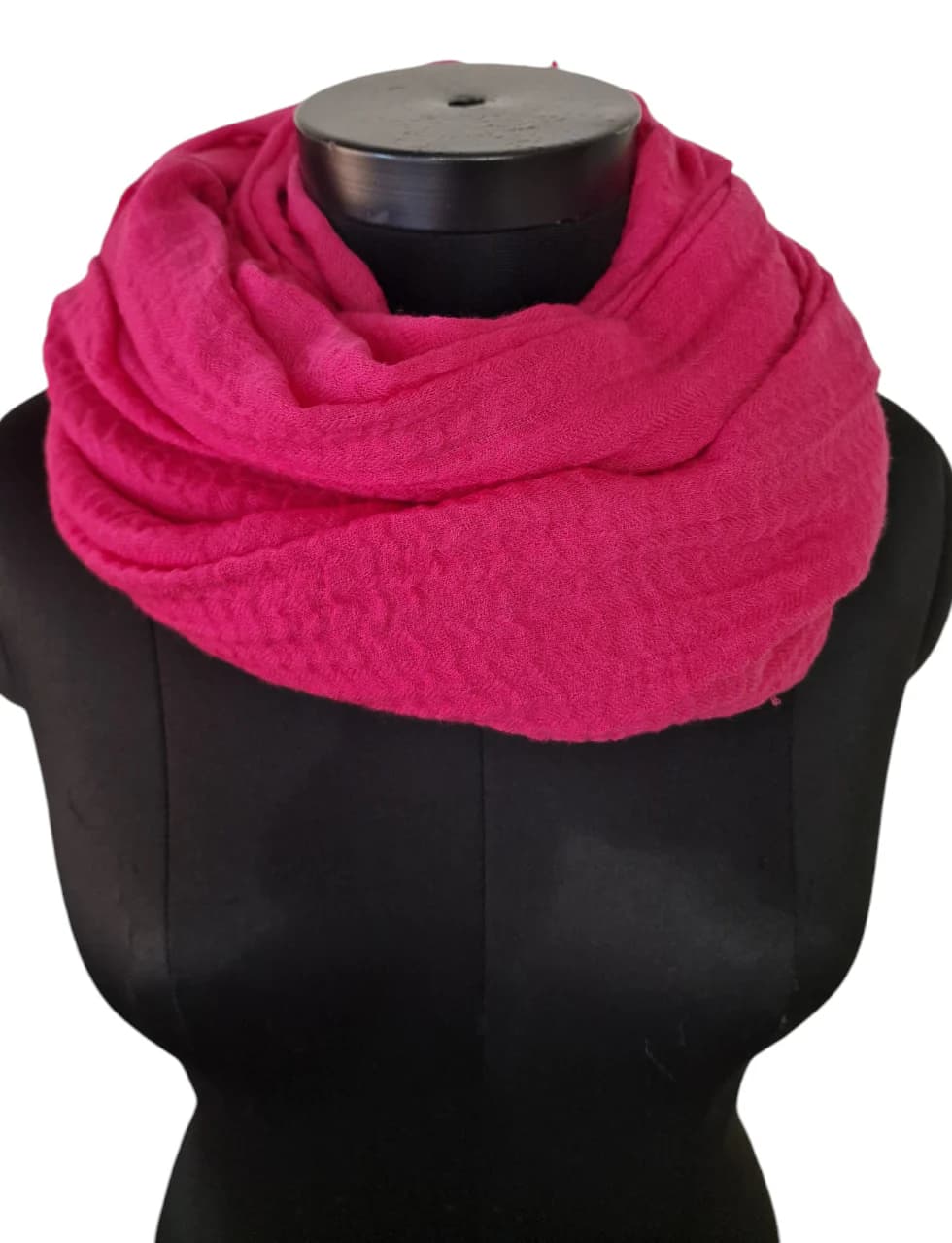 LARGE CANDY PINK WOOLEN SCARF WITH ROUGH FRINGES