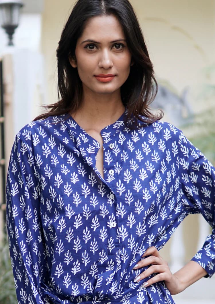 KAFTAN DRESS, BEACH KAFTAN, BLUE AND WHITE SUMMER COVER UP WITH POCKETS "CASSIS"