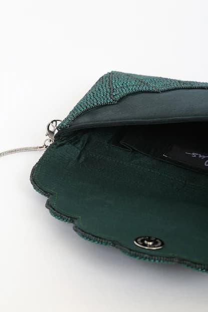 GORGEOUS GLASS BEADED CLUTCH