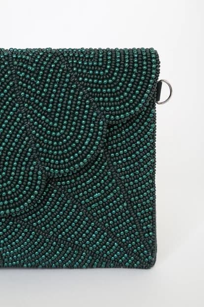 GORGEOUS GLASS BEADED CLUTCH