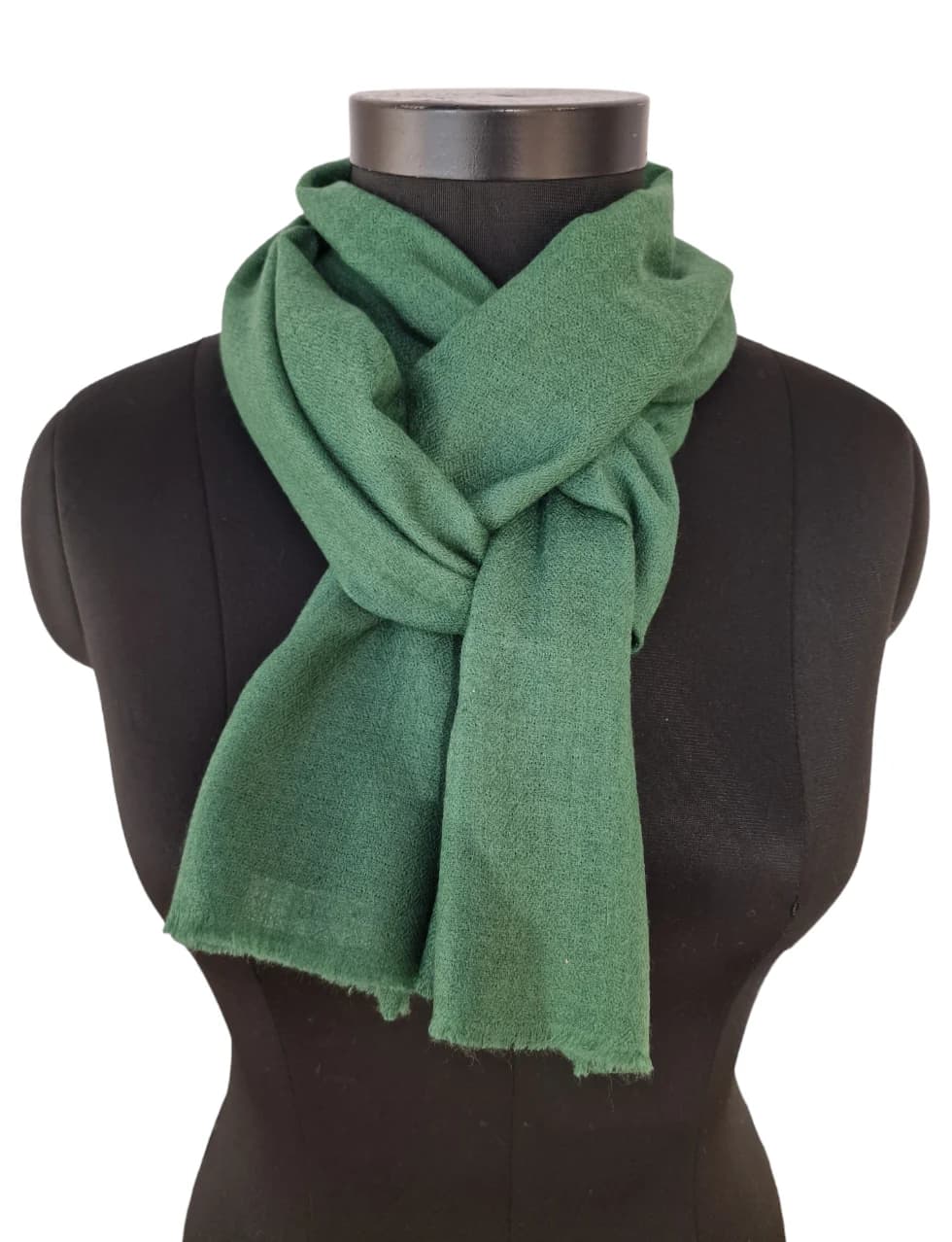 NARROW BLACK SCARF IN CASHMERE