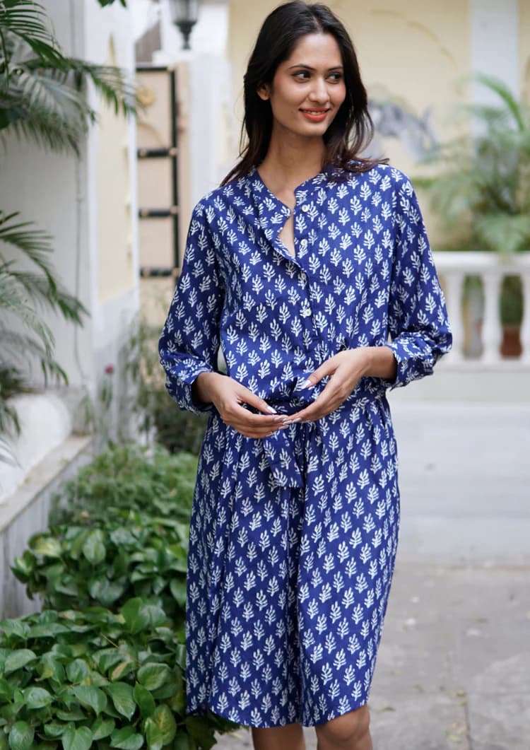KAFTAN DRESS, BEACH KAFTAN, BLUE AND WHITE SUMMER COVER UP WITH POCKETS "CASSIS"