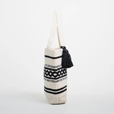 COTTON TOTE BAG WITH TASSEL