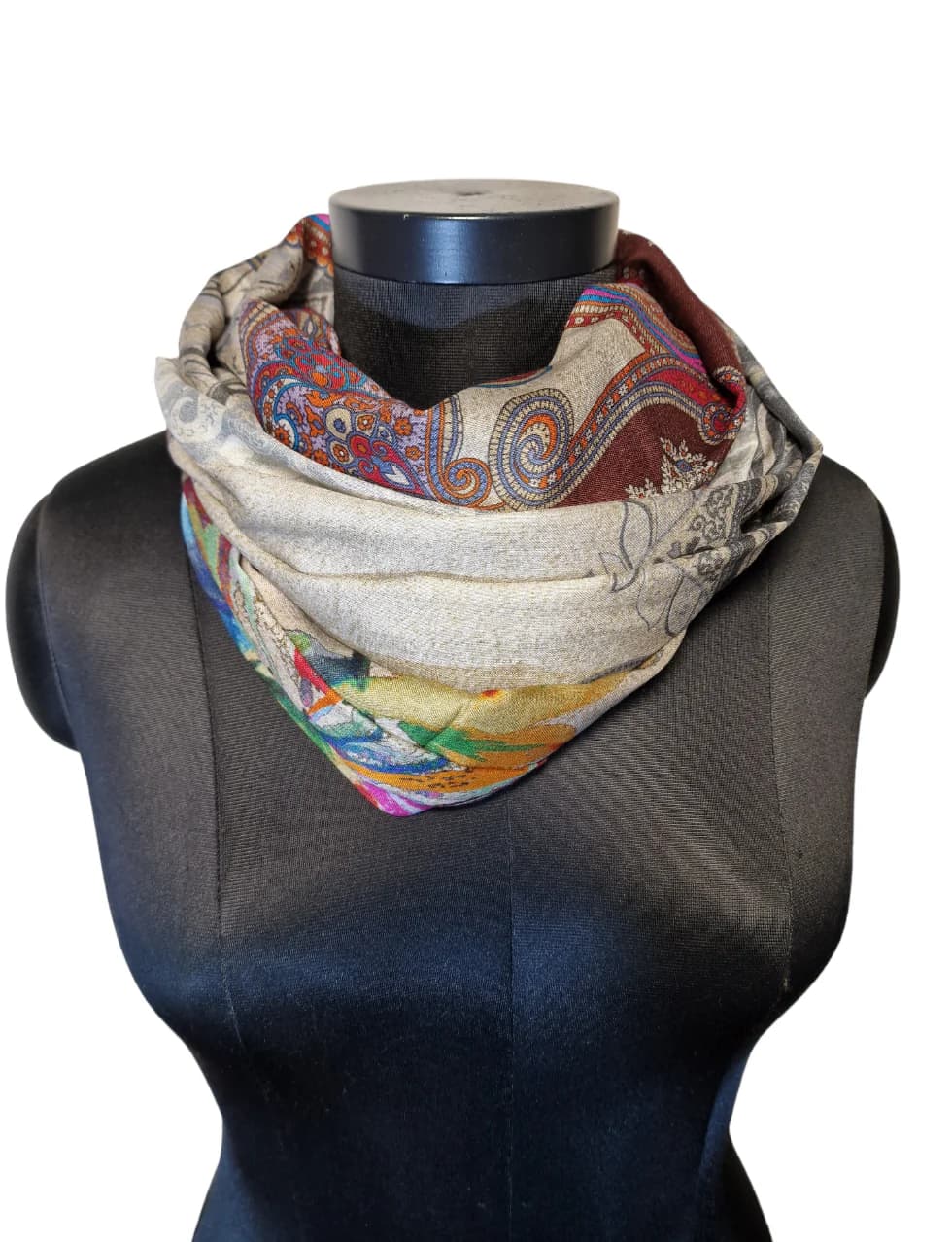 ARTISTIC SILK SCARF IN BEAUTIFUL COLORS