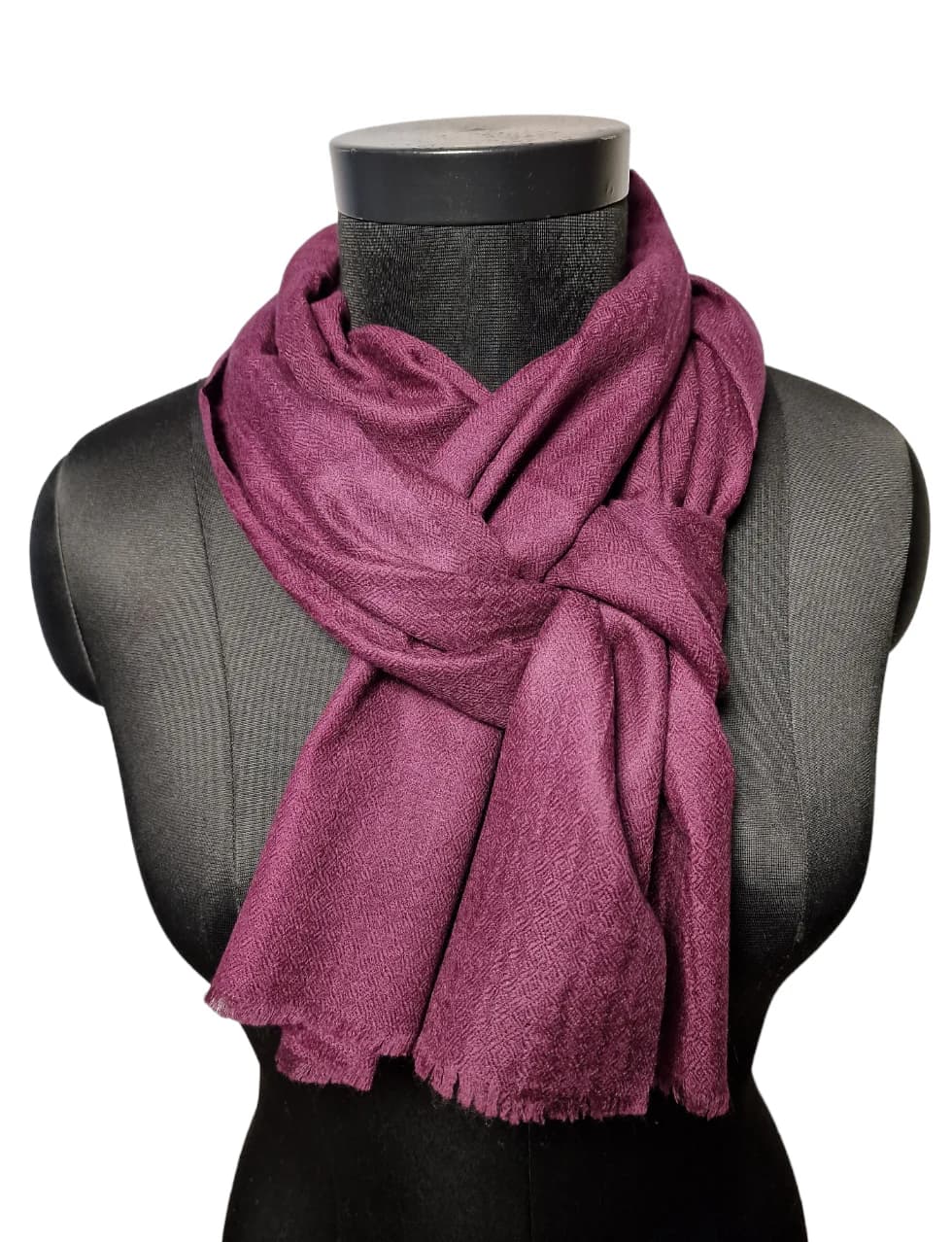 NARROW BLACK SCARF IN CASHMERE