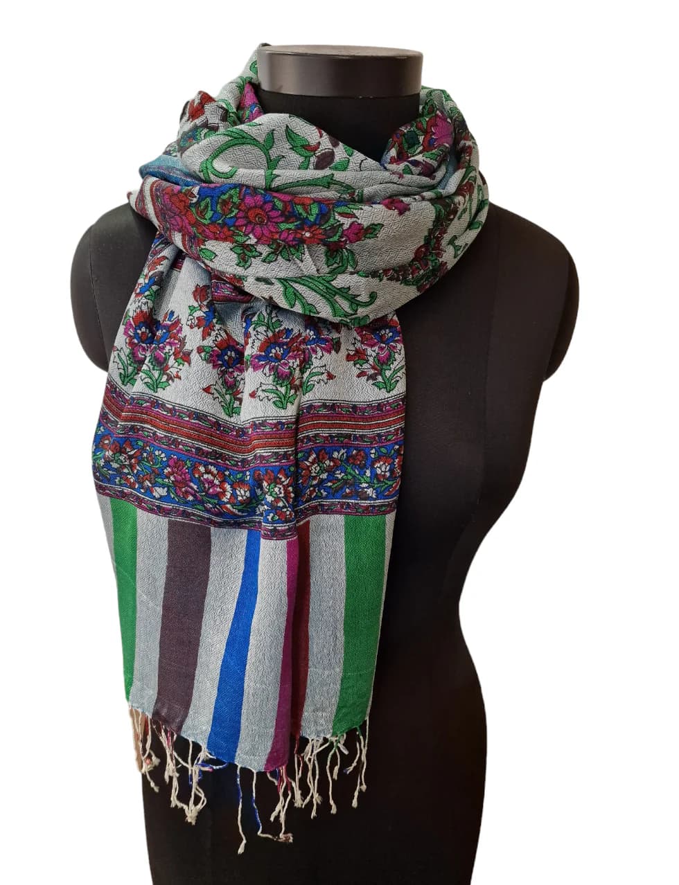 TWO-SIDED WHITE AND LIGHT GRAY CASHMERE/SILK SCARF WITH SCREEN PRINTED PATTERNS