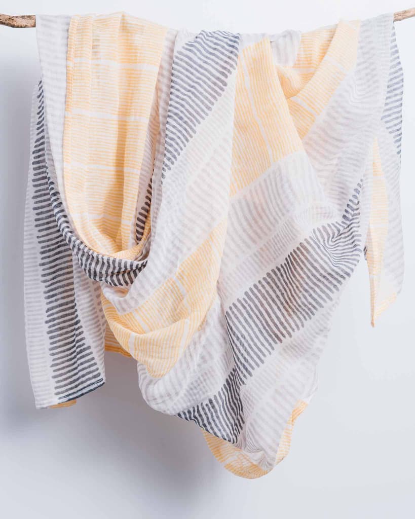 PEACH WHITE COLOR STRIPE PRINT DESIGN COTTON SCARF