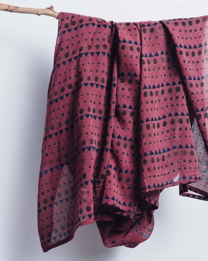 BURGUNDY COLOR PRINT DESIGN COTTON SCARF