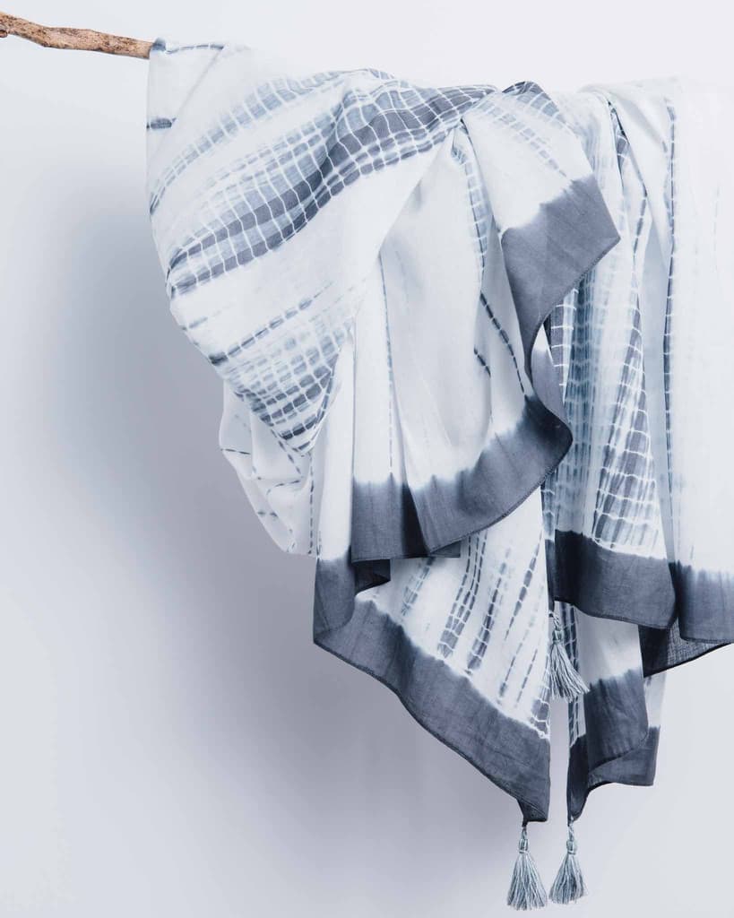 GREY WHITE TIE AND DYE COTTON SCARF