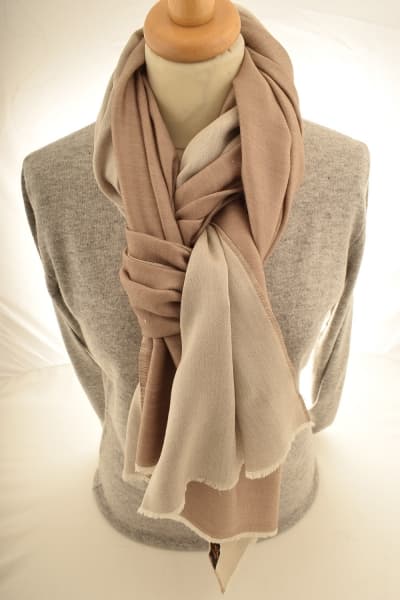 BRAK CAMEL OFF WHITE COLOURED CFSHMERE SCARF